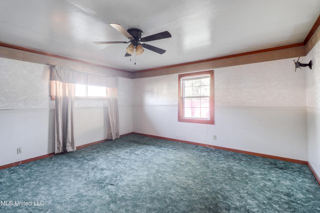 3300 Macphelah Road, Moss Point, MS 39563