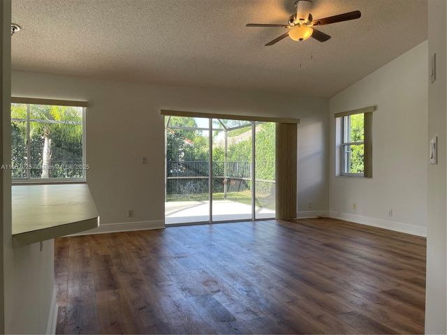 785 Heron Rd 785, Weston, FL 33326