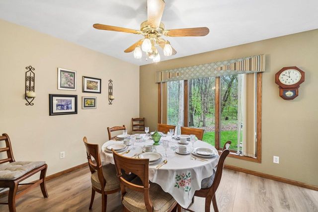 422 Game Ridge Trail, Oregon, WI 53575