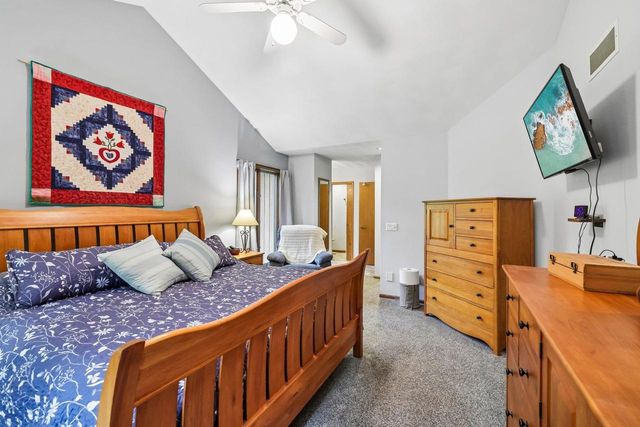 422 Game Ridge Trail, Oregon, WI 53575