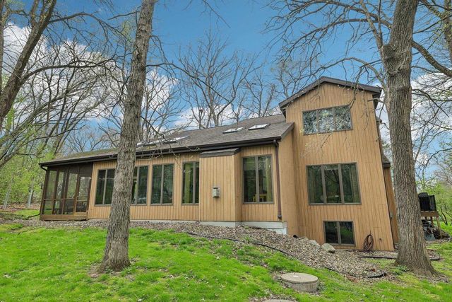 422 Game Ridge Trail, Oregon, WI 53575