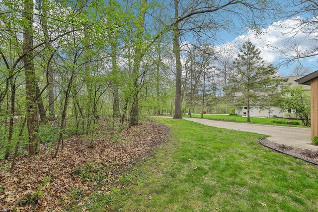 422 Game Ridge Trail, Oregon, WI 53575
