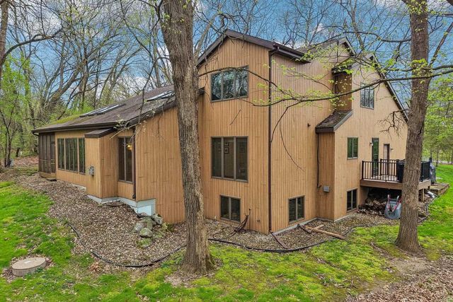 422 Game Ridge Trail, Oregon, WI 53575