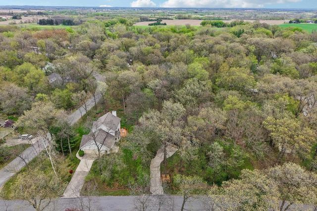 422 Game Ridge Trail, Oregon, WI 53575