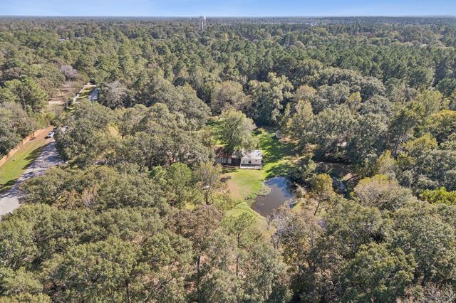 9053 Lantern Creek Court, Conroe, TX 77303