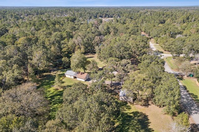 9053 Lantern Creek Court, Conroe, TX 77303