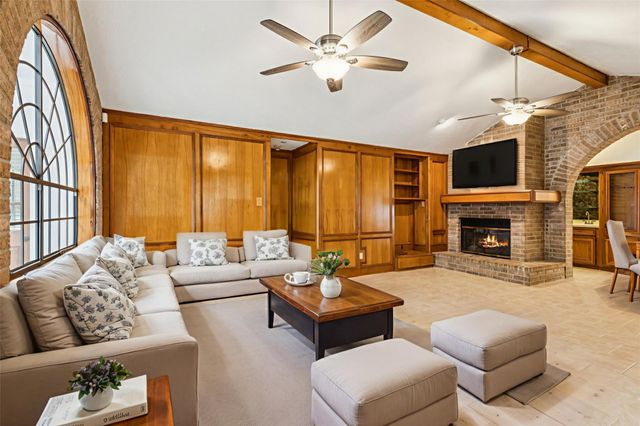 9053 Lantern Creek Court, Conroe, TX 77303