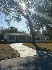 1619 Chatsworth Street, Lake Placid, FL 33852