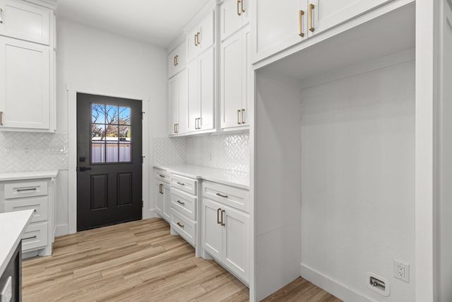 707 NW 6th St, Andrews, TX 79714