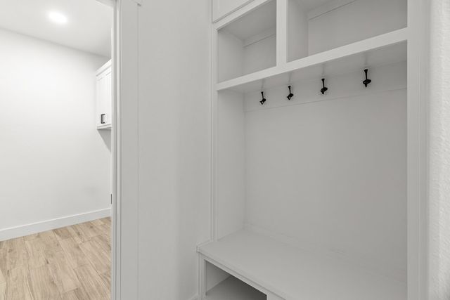 707 NW 6th St, Andrews, TX 79714