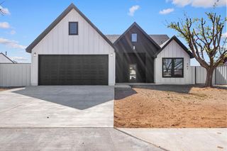 707 NW 6th St, Andrews, TX 79714