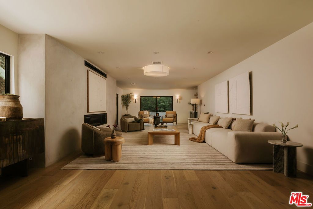 3420 Castlewoods Place, Sherman Oaks, CA 91403 — photo 3