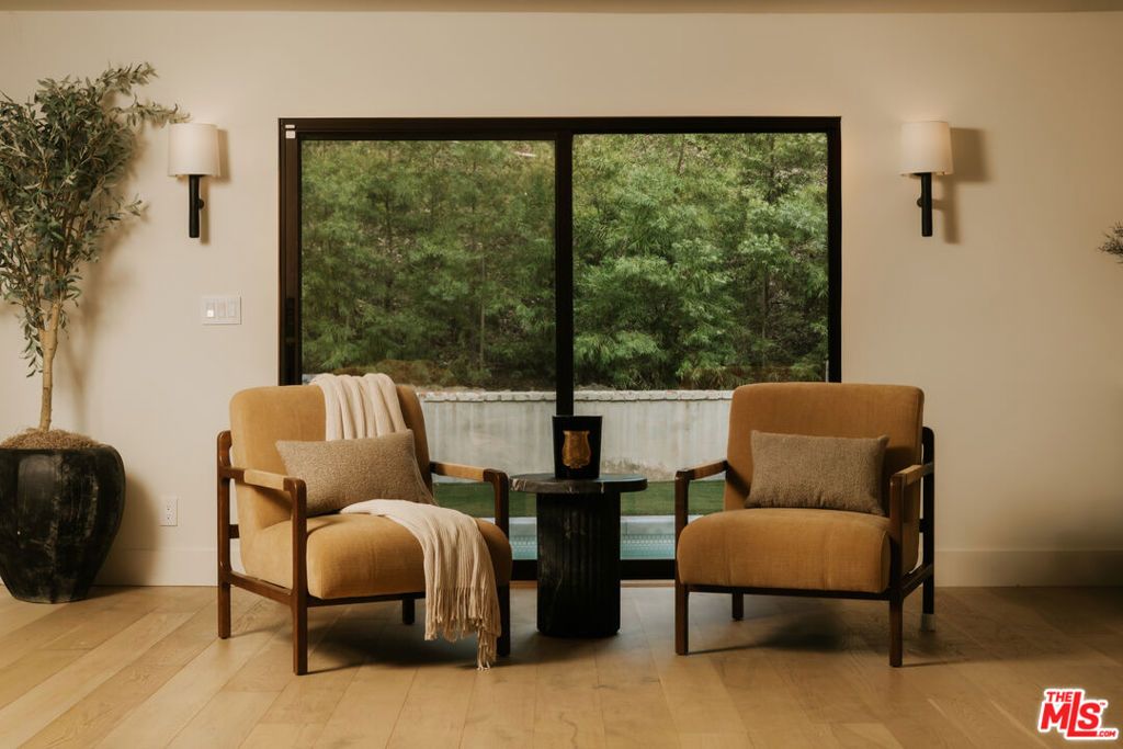 3420 Castlewoods Place, Sherman Oaks, CA 91403 — photo 4