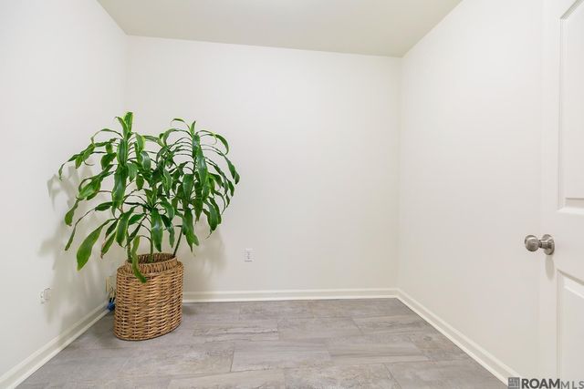 18553 Lake Iris Ave, Baton Rouge, LA 70817