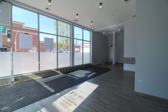 859 N Ashland Avenue Commercial, Chicago, IL 60622