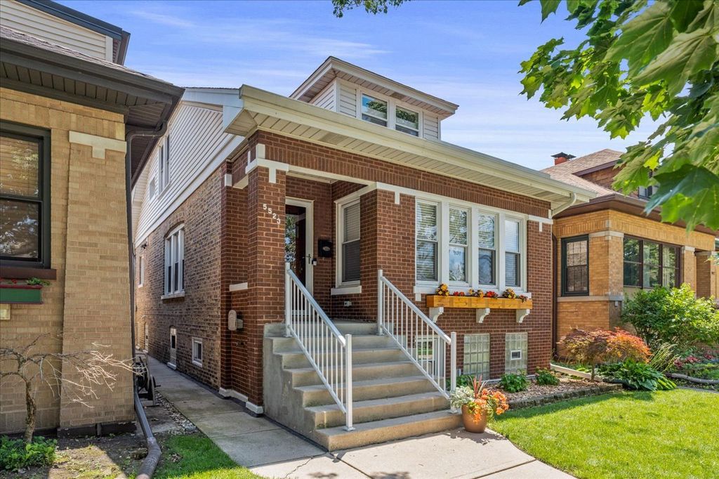 5523 W Pensacola Avenue, Chicago, IL 60641 — photo 2