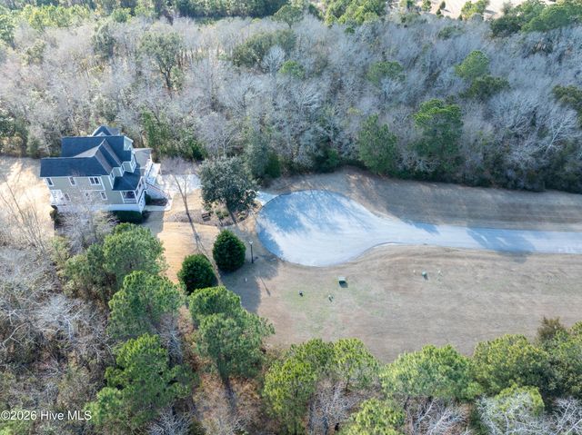 415 Wisteria Lane, Holly Ridge, NC 28445