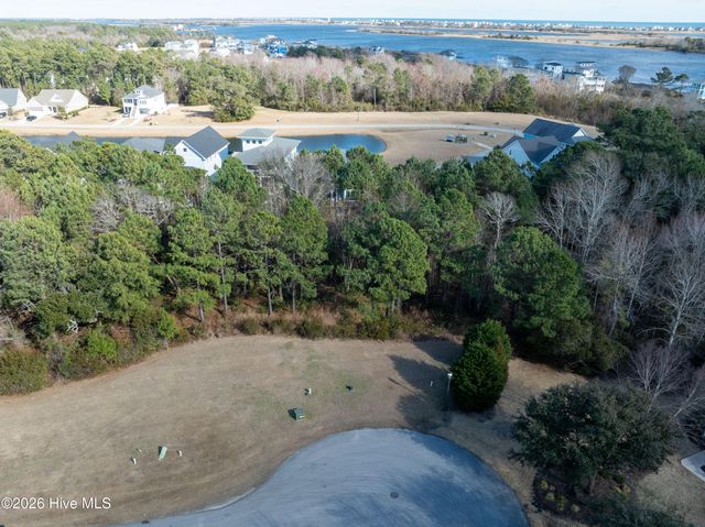 415 Wisteria Lane, Holly Ridge, NC 28445