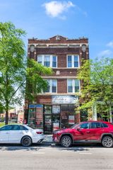 2822 N Milwaukee Avenue, Chicago, IL 60618