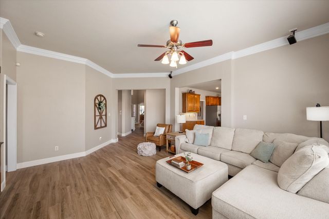 1910 Yarmouth Court, Mansfield, TX 76063