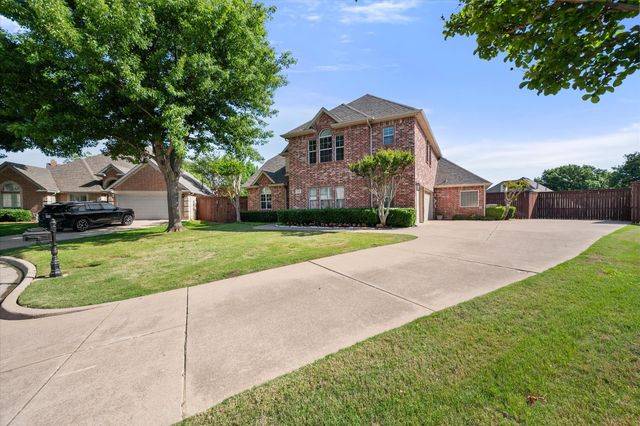 1910 Yarmouth Court, Mansfield, TX 76063