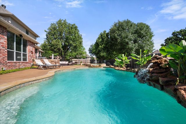1910 Yarmouth Court, Mansfield, TX 76063