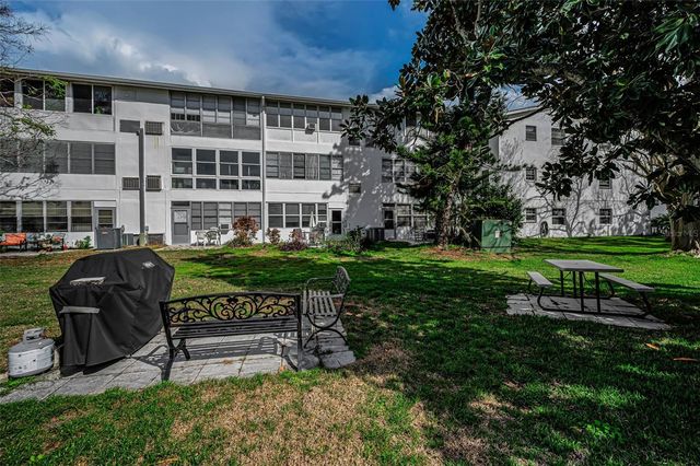 400 GLENNES LANE 107, Dunedin, FL 34698