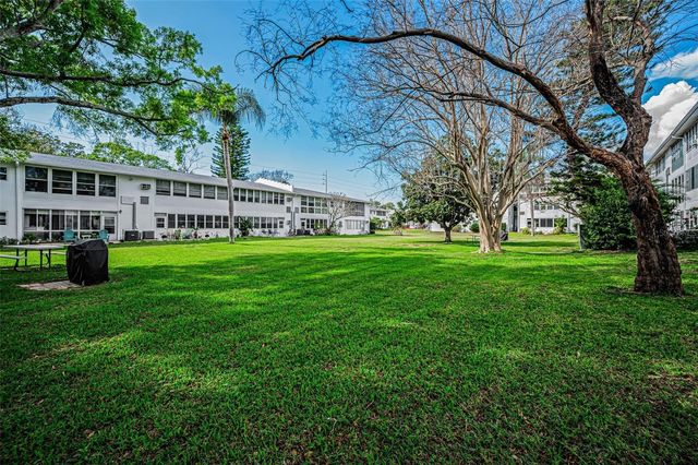 400 GLENNES LANE 107, Dunedin, FL 34698