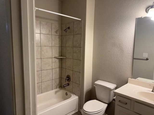 156 Camelot Place Court, Conroe, TX 77304