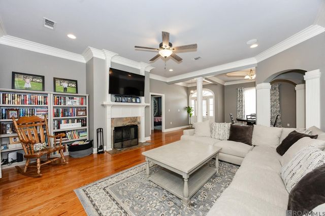 38642 N London Ave, Prairieville, LA 70769