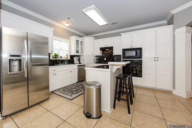 38642 N London Ave, Prairieville, LA 70769