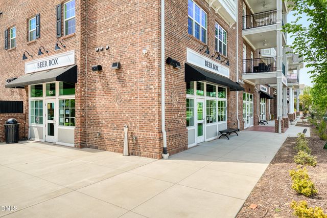 517 Commons Walk Circle, Cary, NC 27519