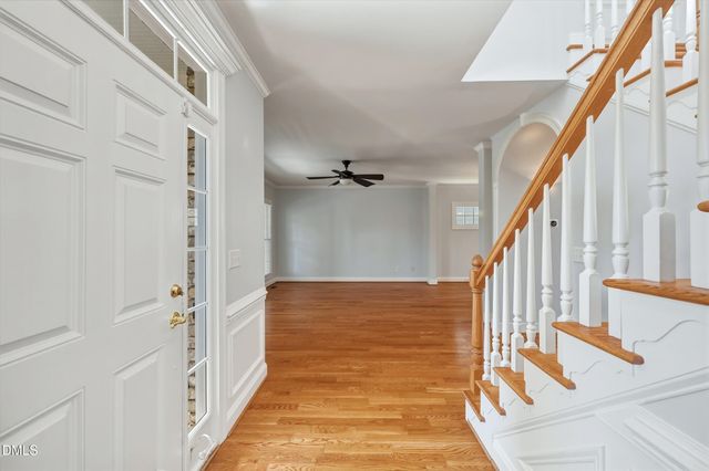 517 Commons Walk Circle, Cary, NC 27519
