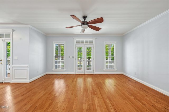 517 Commons Walk Circle, Cary, NC 27519