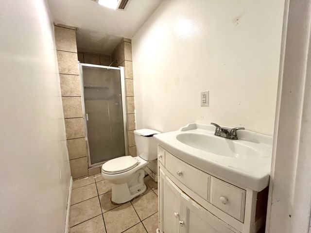 1900 Robinson Street, Irving, TX 75060