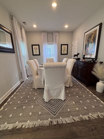 2581 Napa Valley Way, Columbia, TN 38401