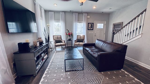 2581 Napa Valley Way, Columbia, TN 38401