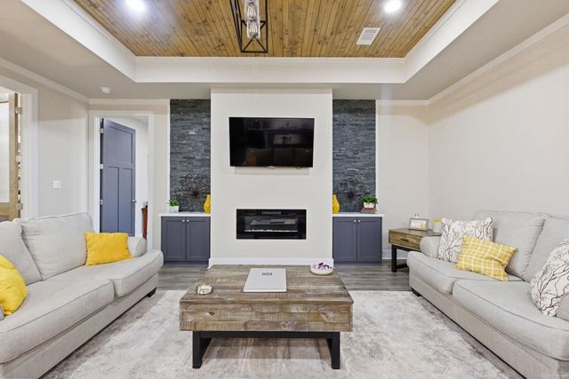 21650 Pleasant Drive, Hensley, AR 72065