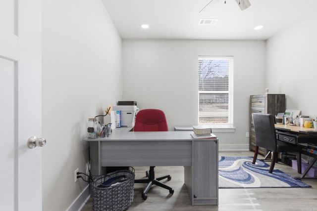 21650 Pleasant Drive, Hensley, AR 72065