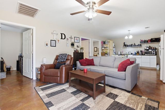 21650 Pleasant Drive, Hensley, AR 72065