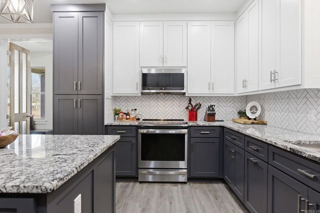 21650 Pleasant Drive, Hensley, AR 72065