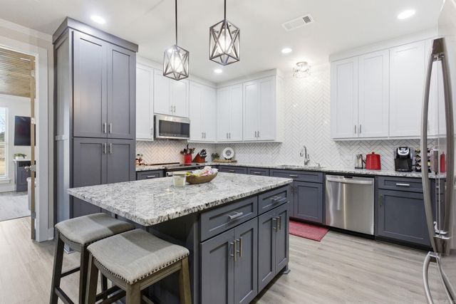 21650 Pleasant Drive, Hensley, AR 72065