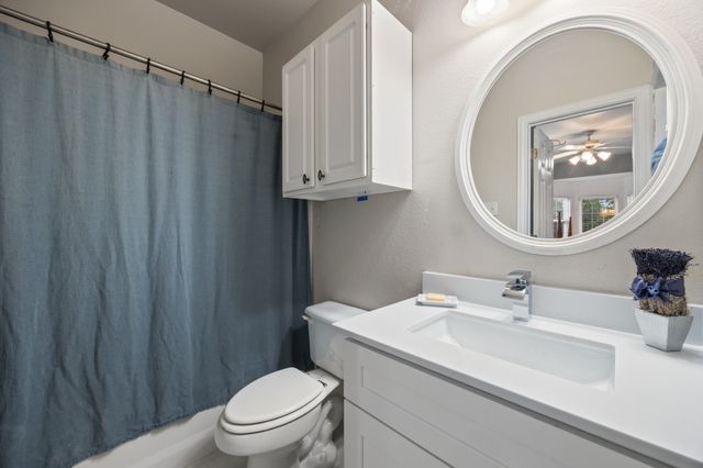 810 Cross Timbers Drive, Double Oak, TX 75077