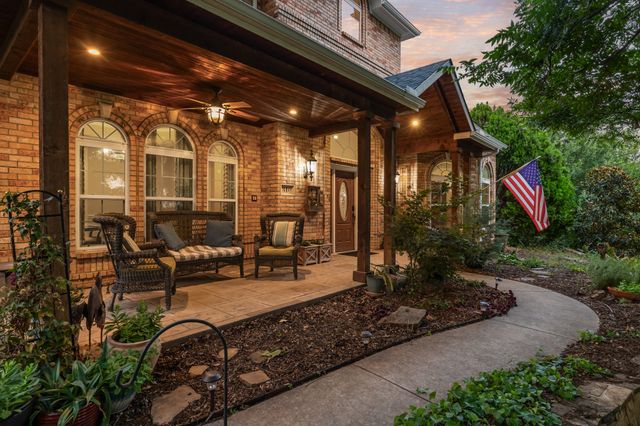 810 Cross Timbers Drive, Double Oak, TX 75077