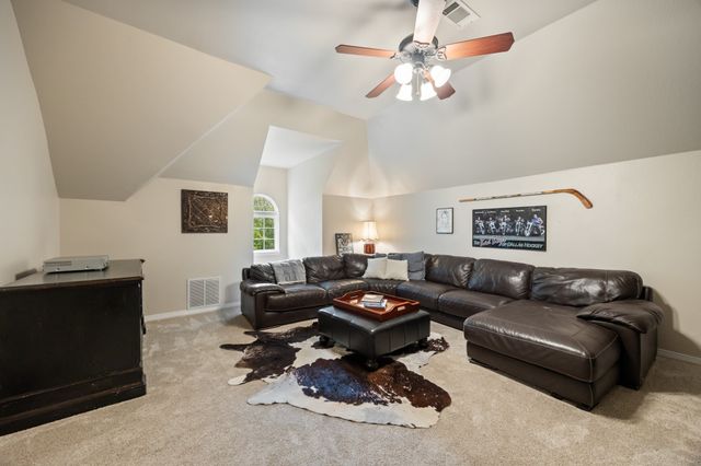810 Cross Timbers Drive, Double Oak, TX 75077