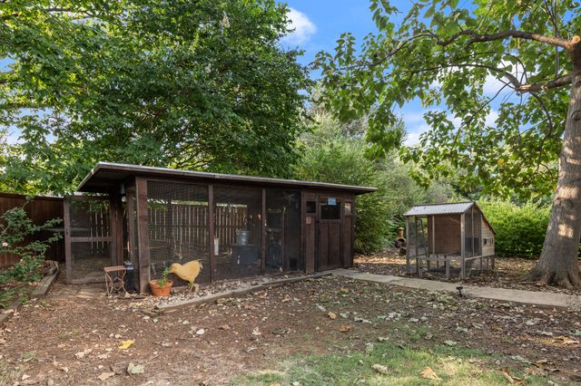 810 Cross Timbers Drive, Double Oak, TX 75077