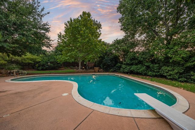 810 Cross Timbers Drive, Double Oak, TX 75077