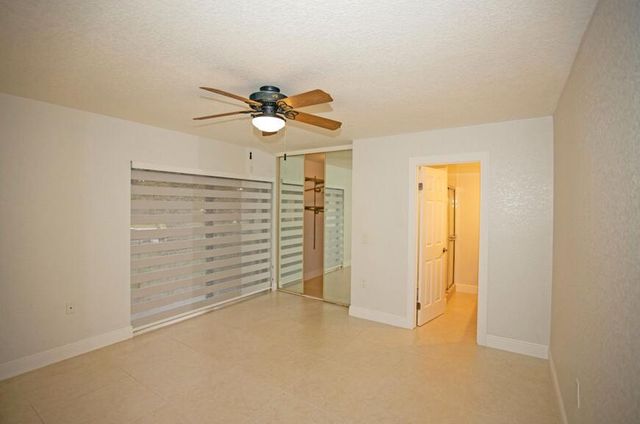 1917 19th Way, West Palm Beach, FL 33407