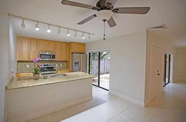 1917 19th Way, West Palm Beach, FL 33407