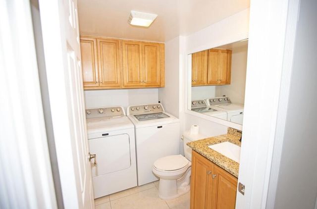 1917 19th Way, West Palm Beach, FL 33407